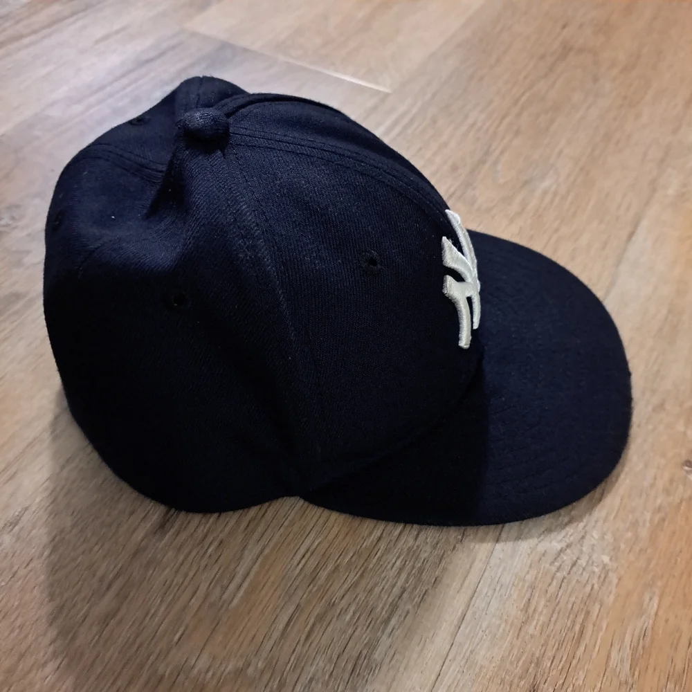 New Era stylish navy